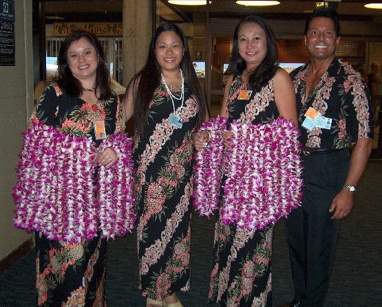 AIRPORT LEI GREETING - ON ALL MAJOR HAWAIIAN ISLANDS